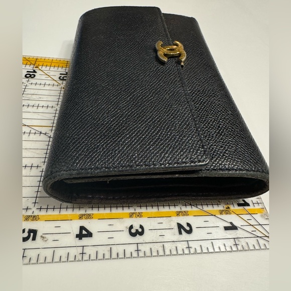 Chanel vintage caviar leather clutch wallet - Picture 12 of 15